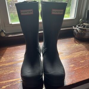 Women’s Hunter Rainboots